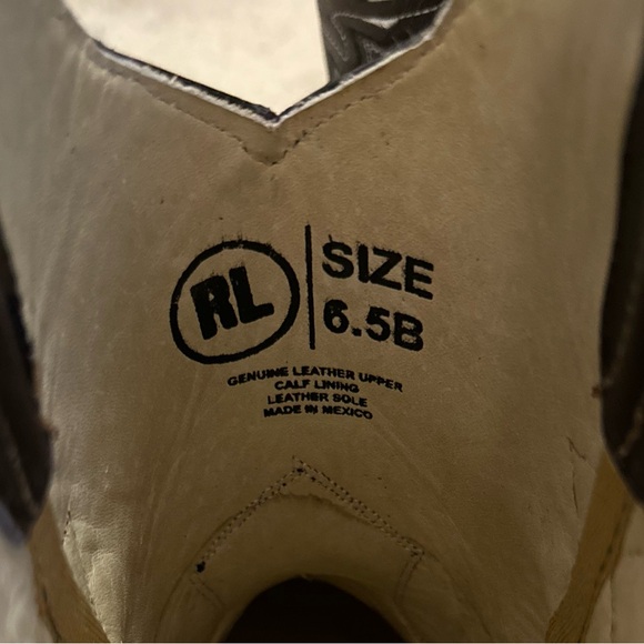 Ladies Rockin Leather tooled boots!

Will come with box! - Picture 3 of 6